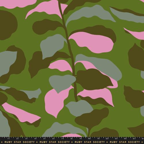 Calathea - 108" Wide Back - Flddleleaf in Deep Moss