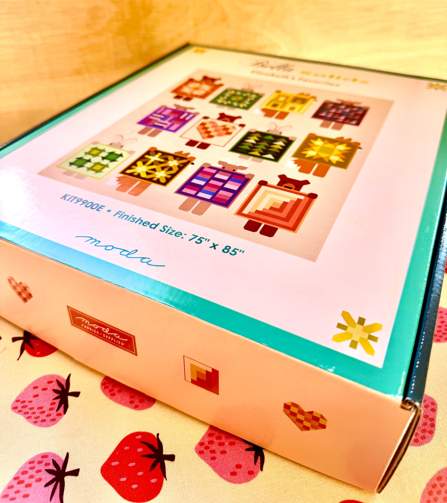 Show and Tell by Elizabeth Hartman - Boxed Kit