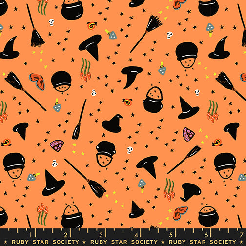 Freaky Familiars - Witchy Woman - Pumpkin